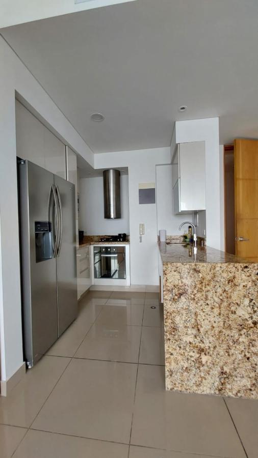 Cozy Apartament con excelente vista en Edificio de Lujo - Condominio h2 Regency Cartagena Exterior foto